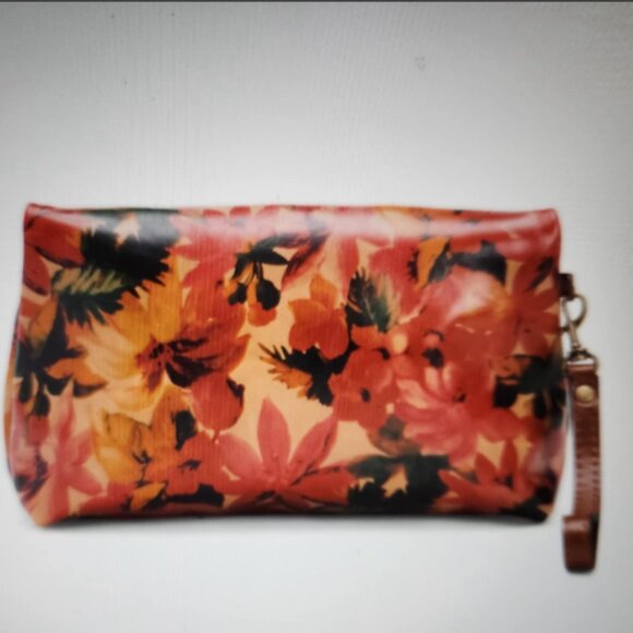 NWT Patricia Nash Leather Valerie Fold Over Wristlet Pouch - Picture 4 of 12